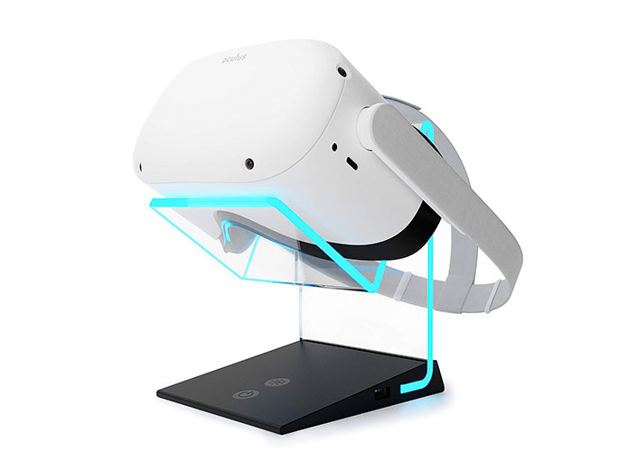 Illuminated VR Stand with USB A Charge Port for Oculus Quest